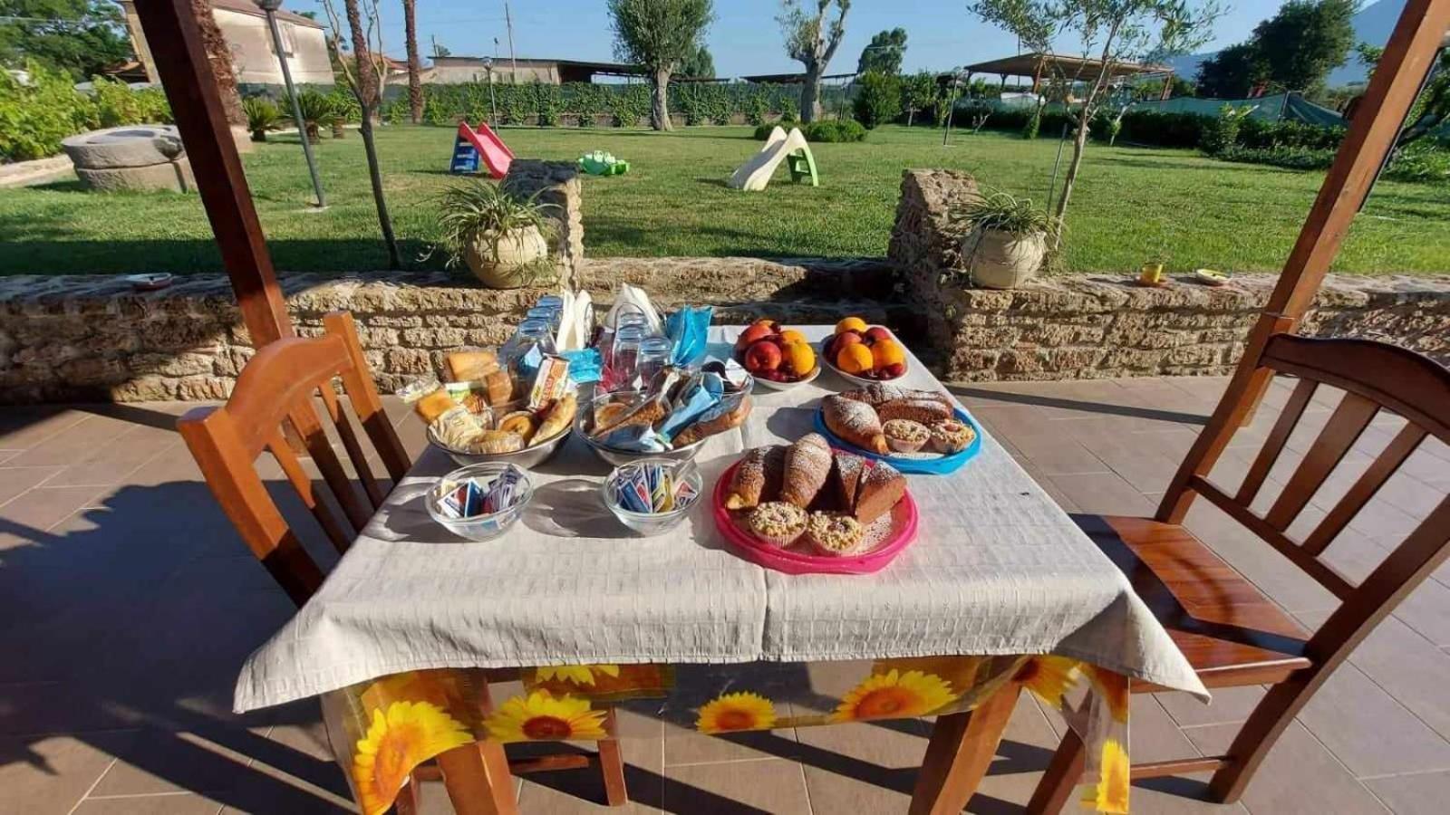 Le Colline Di Paestum Bed & Breakfast Capaccio Eksteriør bilde